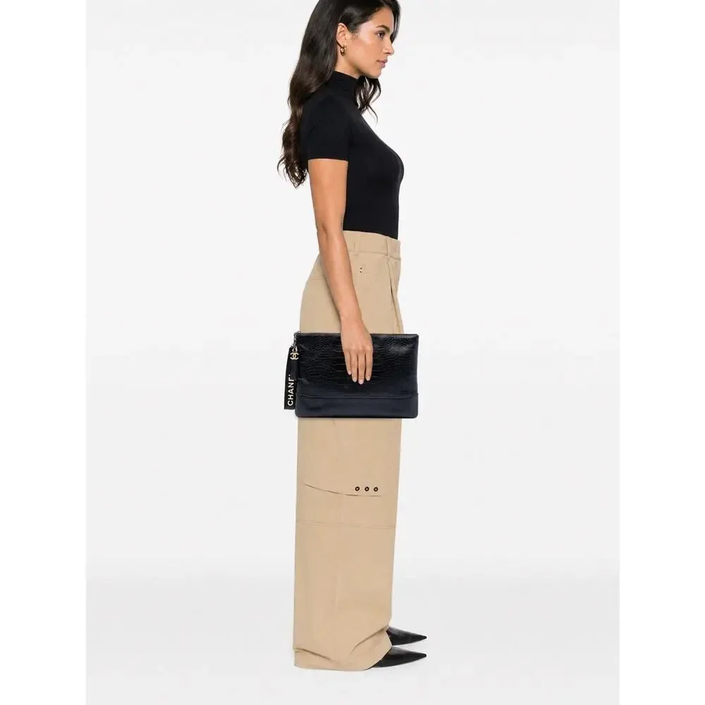 CHANEL elevate your